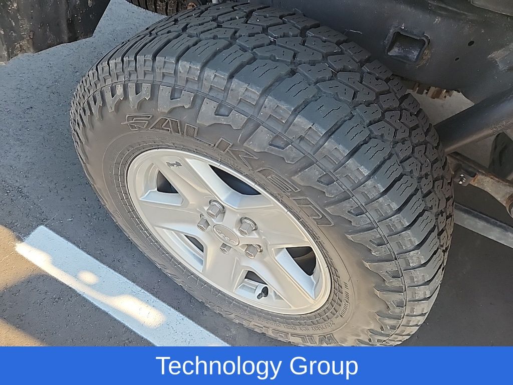 2020 Jeep Gladiator Sport photo 8