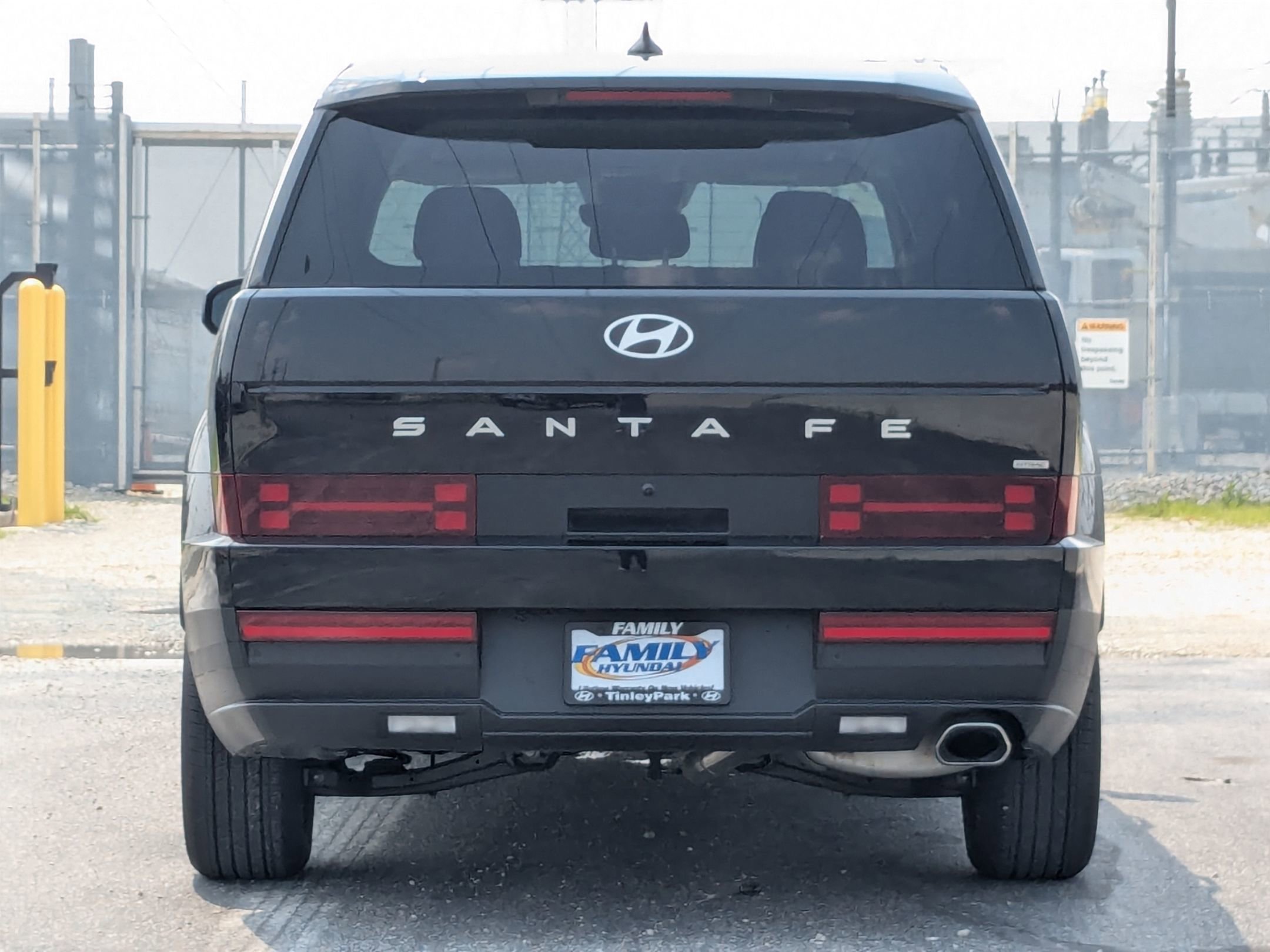 2025 Hyundai Santa Fe SE photo 4