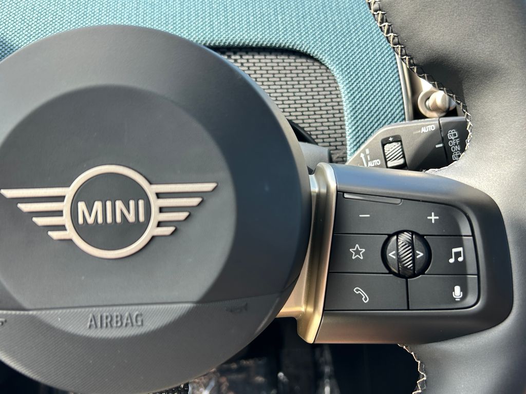 2025 Mini Countryman SE ALL4 photo 19