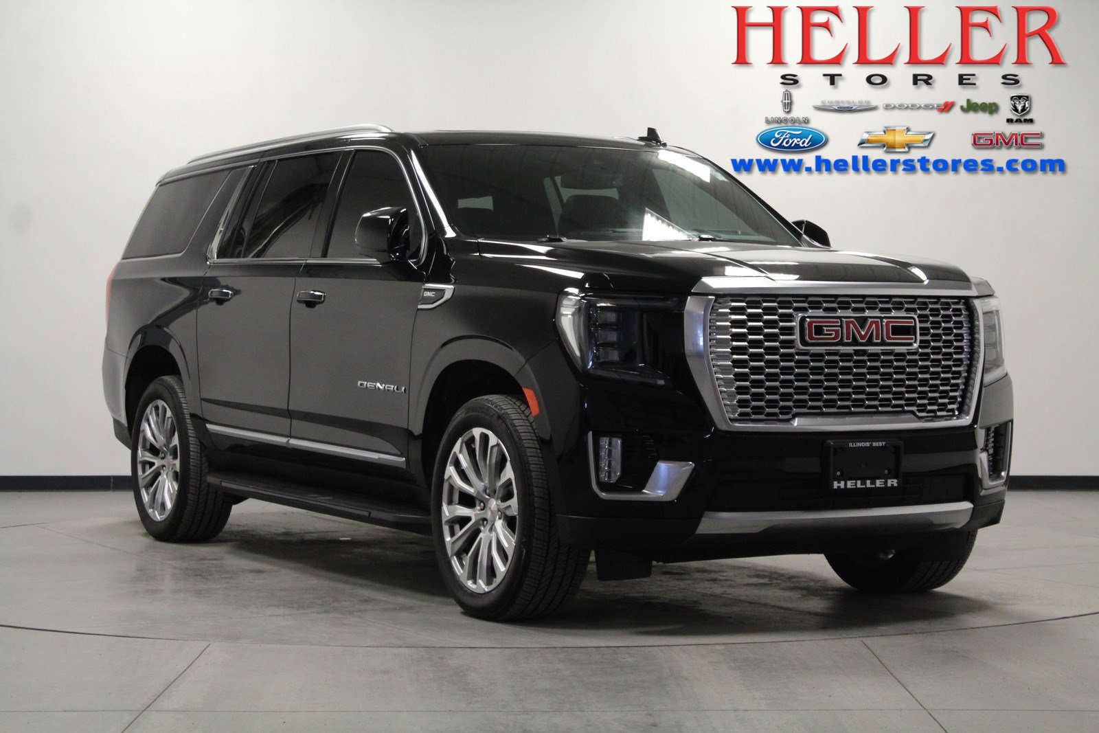 Used 2024 Onyx Black GMC Denali image 1