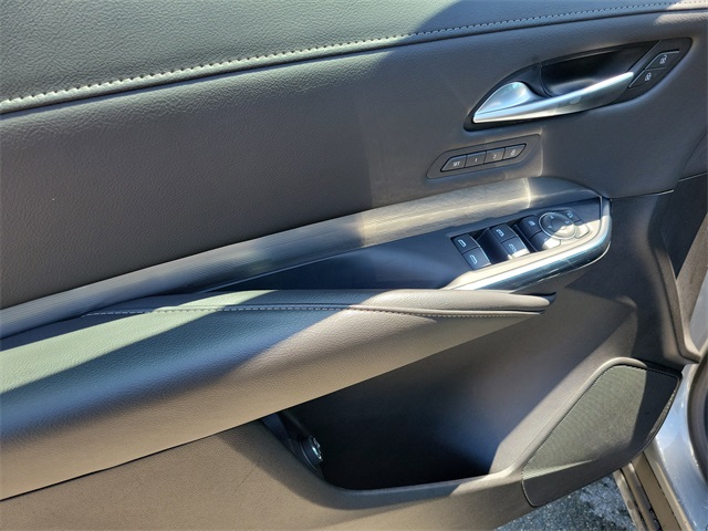 2024 Cadillac XT4 Premium Luxury photo 18