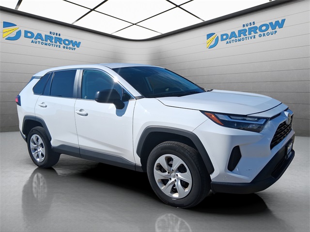 2023 Toyota RAV4 LE photo 5