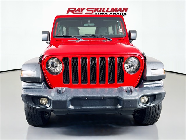 2020 Jeep Wrangler Unlimited Sport Altitude photo 2