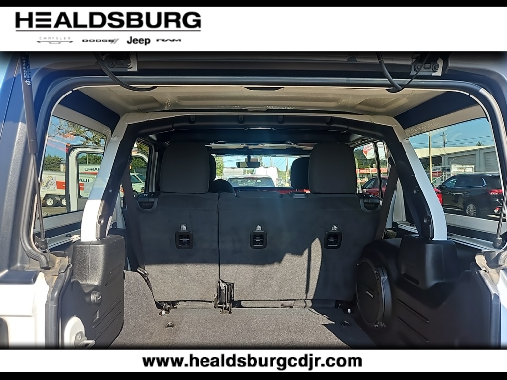 2022 Jeep Wrangler Unlimited Rubicon photo 14