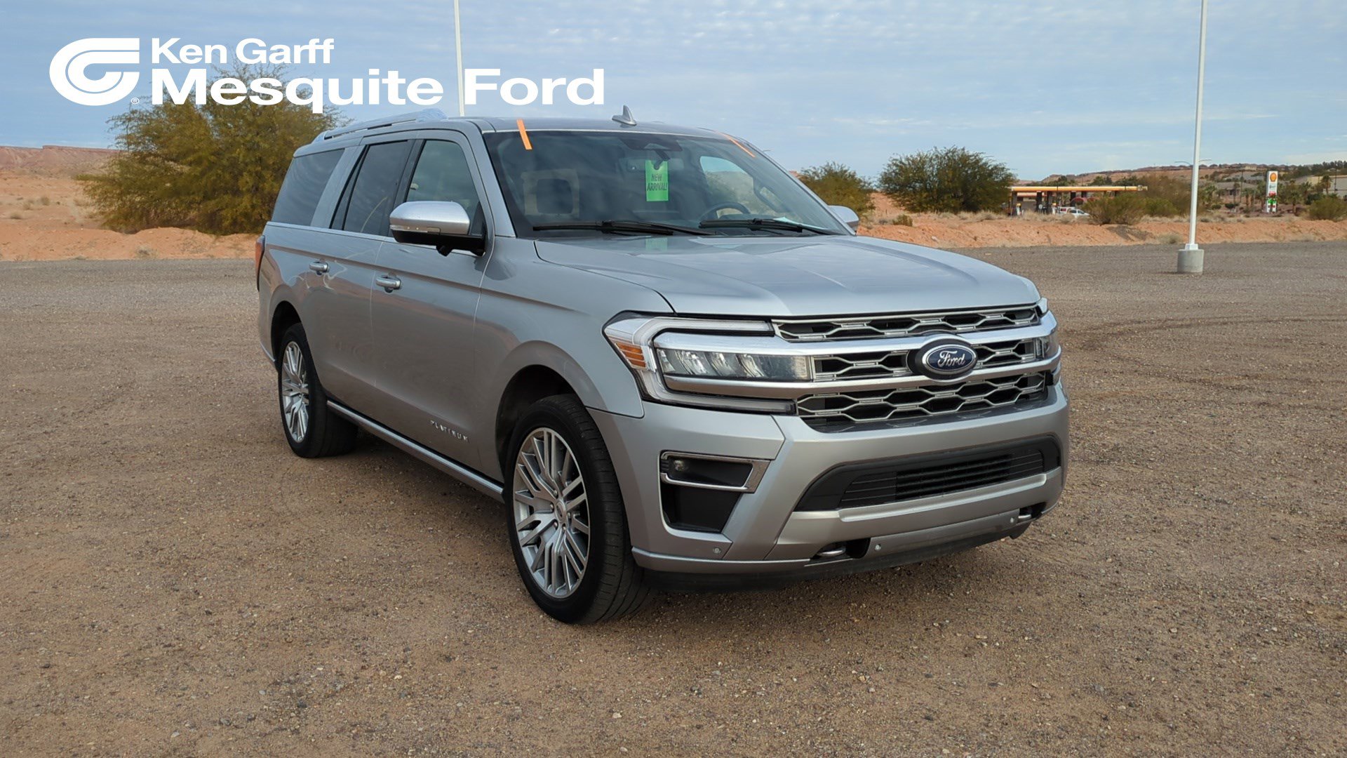 2023 Ford Expedition MAX Platinum's photo