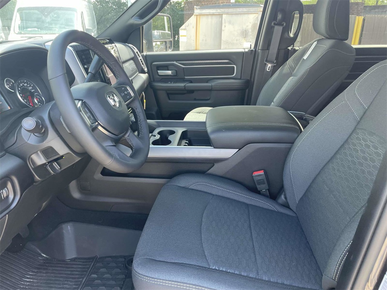 2025 Ram 2500 Big Horn photo 17