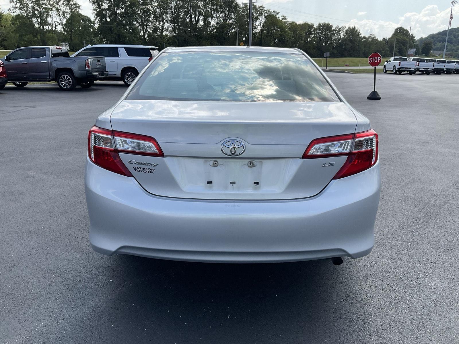 2014 Toyota Camry L photo 7