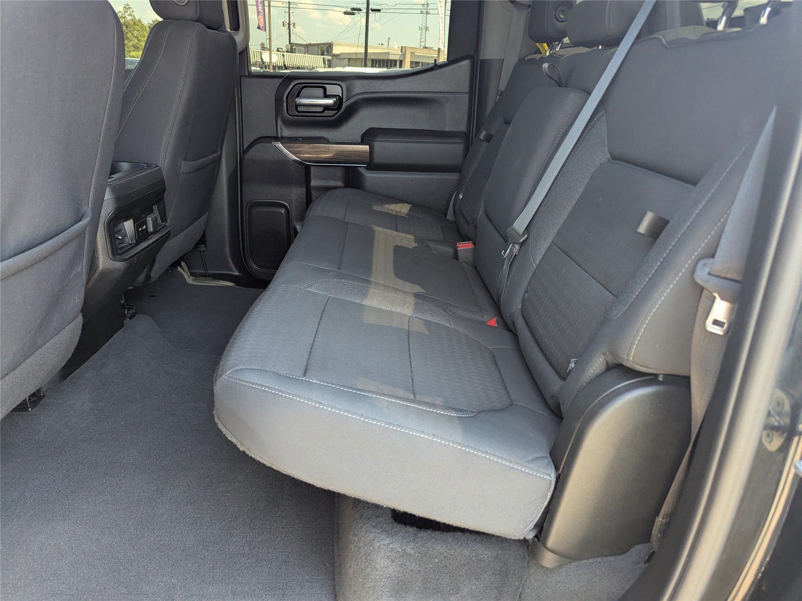 2022 Chevrolet Silverado 1500 RST photo 14