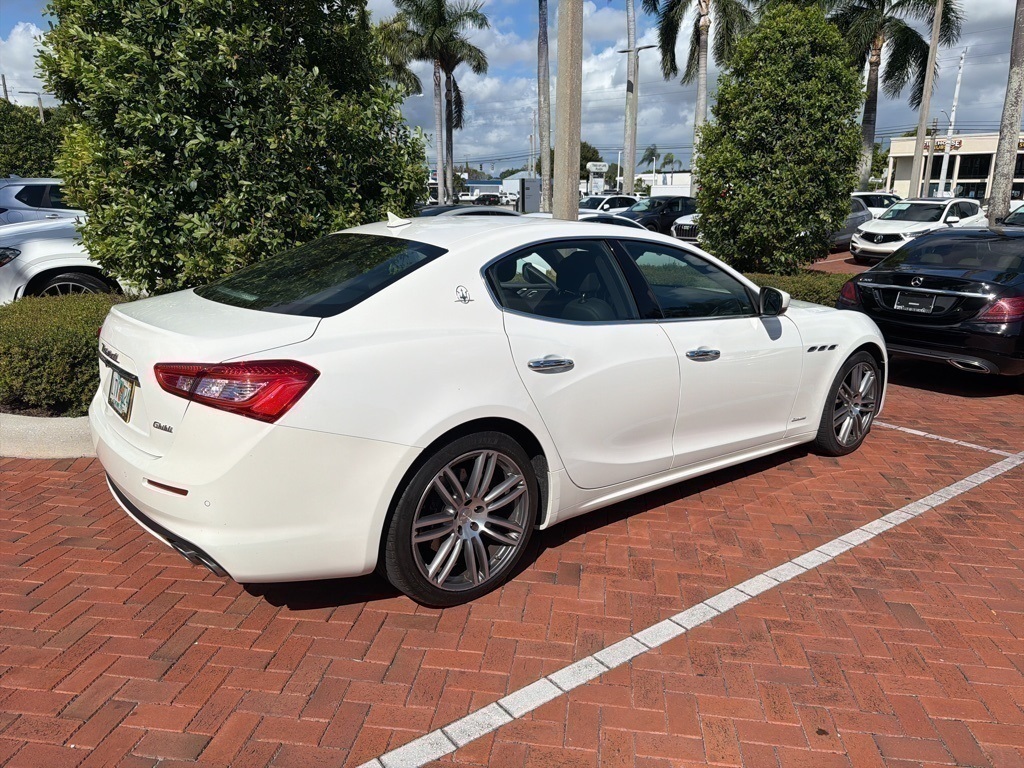 2019 Maserati Ghibli Q4 GranLusso photo 3