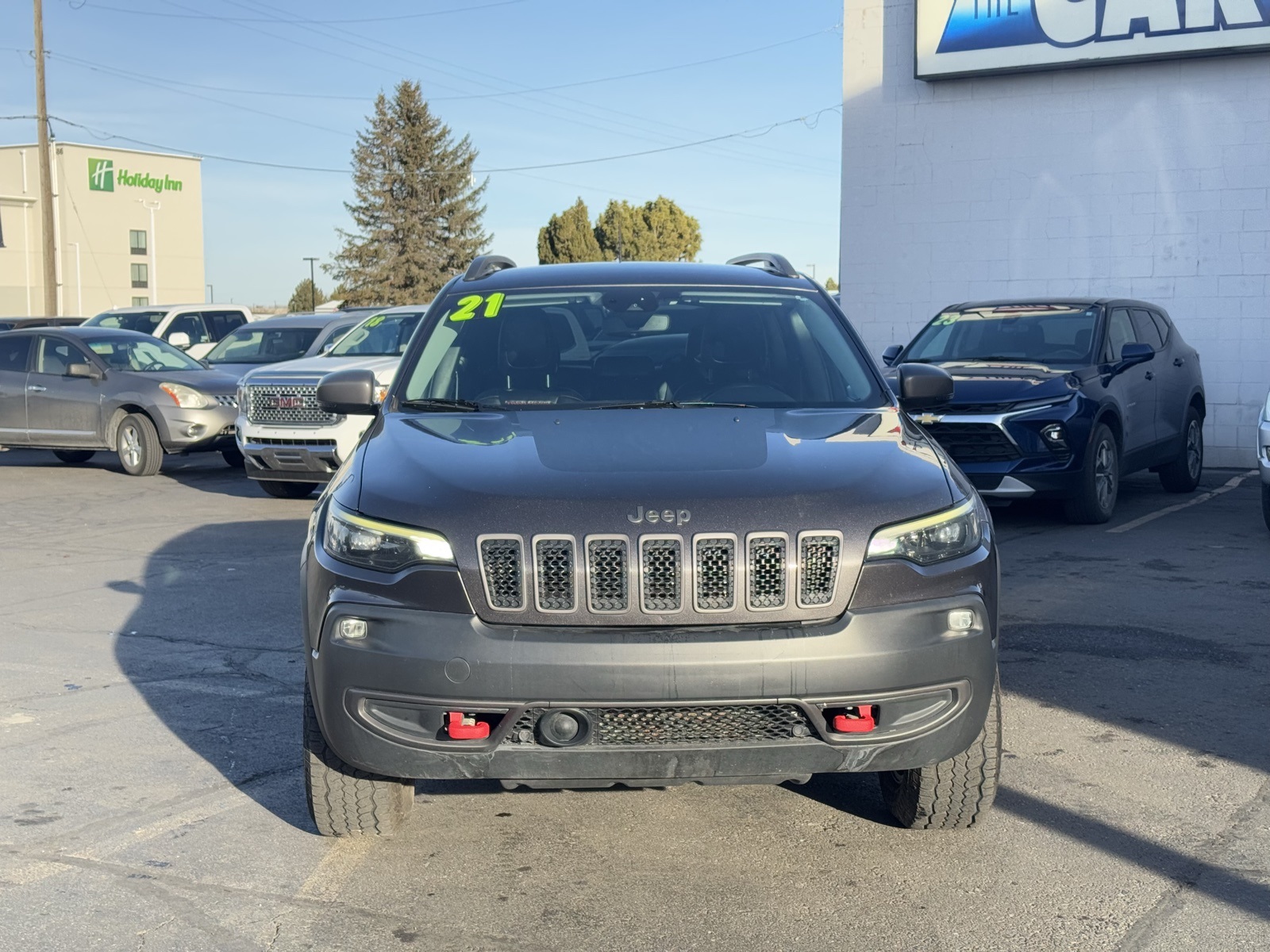 2021 Jeep Cherokee Trailhawk photo 2