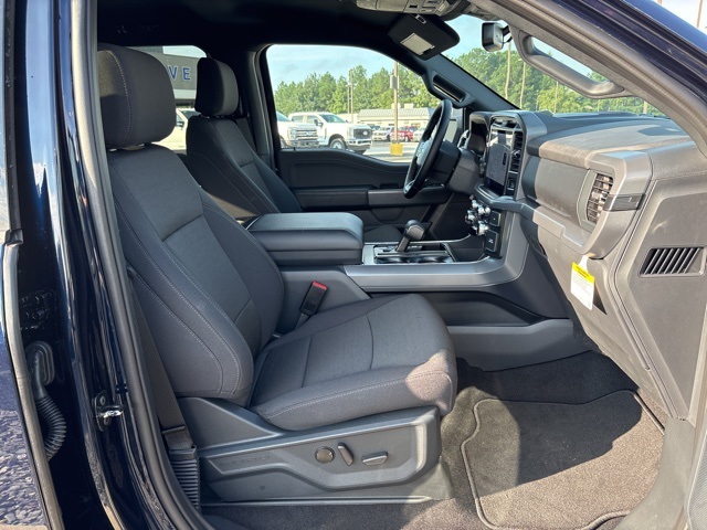 2025 Ford F-150 XLT photo 23