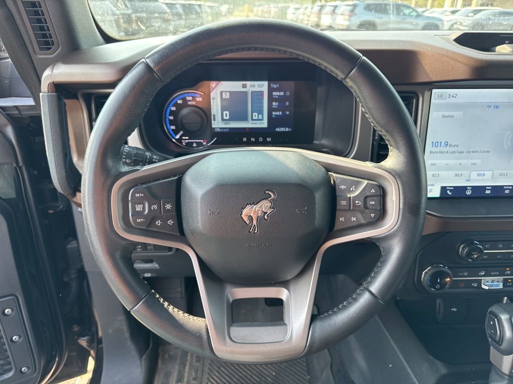 2022 Ford Bronco Outer Banks photo 18