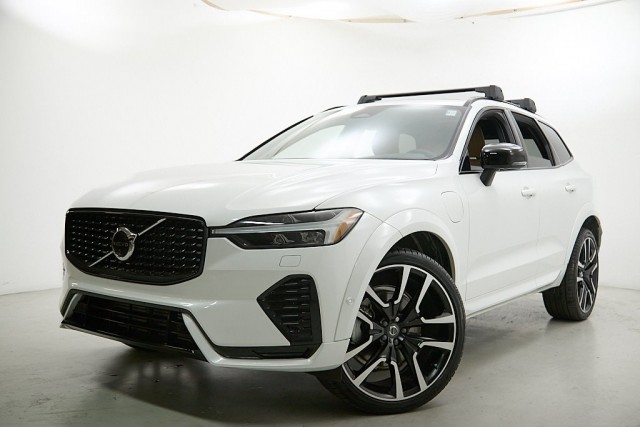2025 Volvo XC60 Ultra's photo