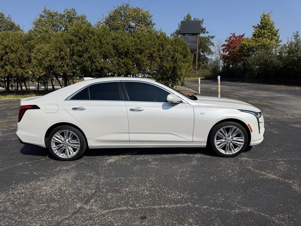 2023 Cadillac CT4 Premium Luxury photo 2