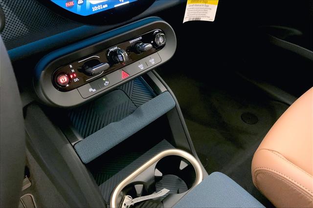 2025 Mini Countryman S ALL4 Iconic photo 6