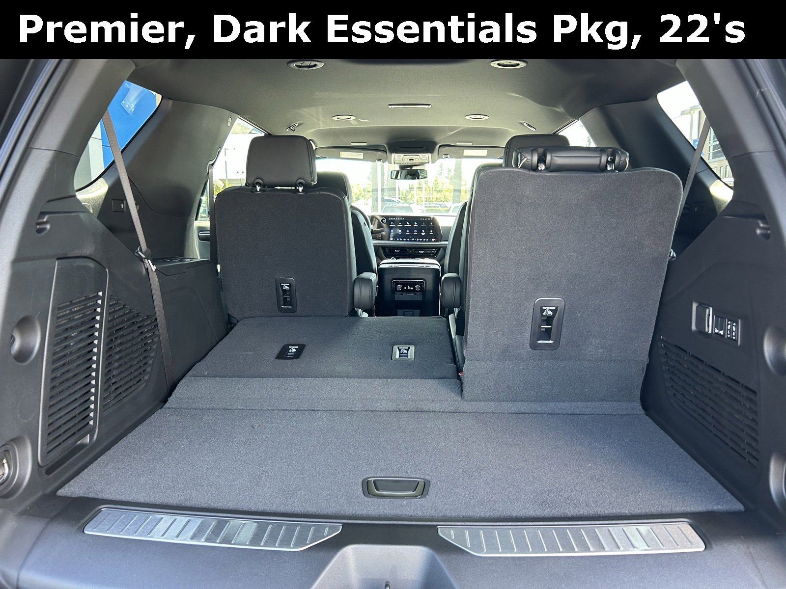 2025 Chevrolet Tahoe Premier photo 27