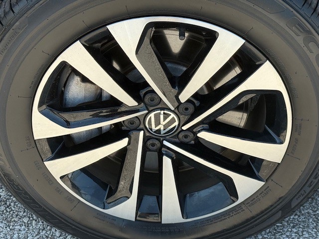 2024 Volkswagen Tiguan S photo 10