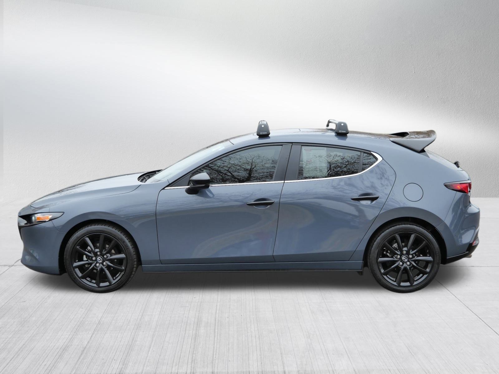 2022 Mazda Mazda3 Hatchback Carbon photo 4