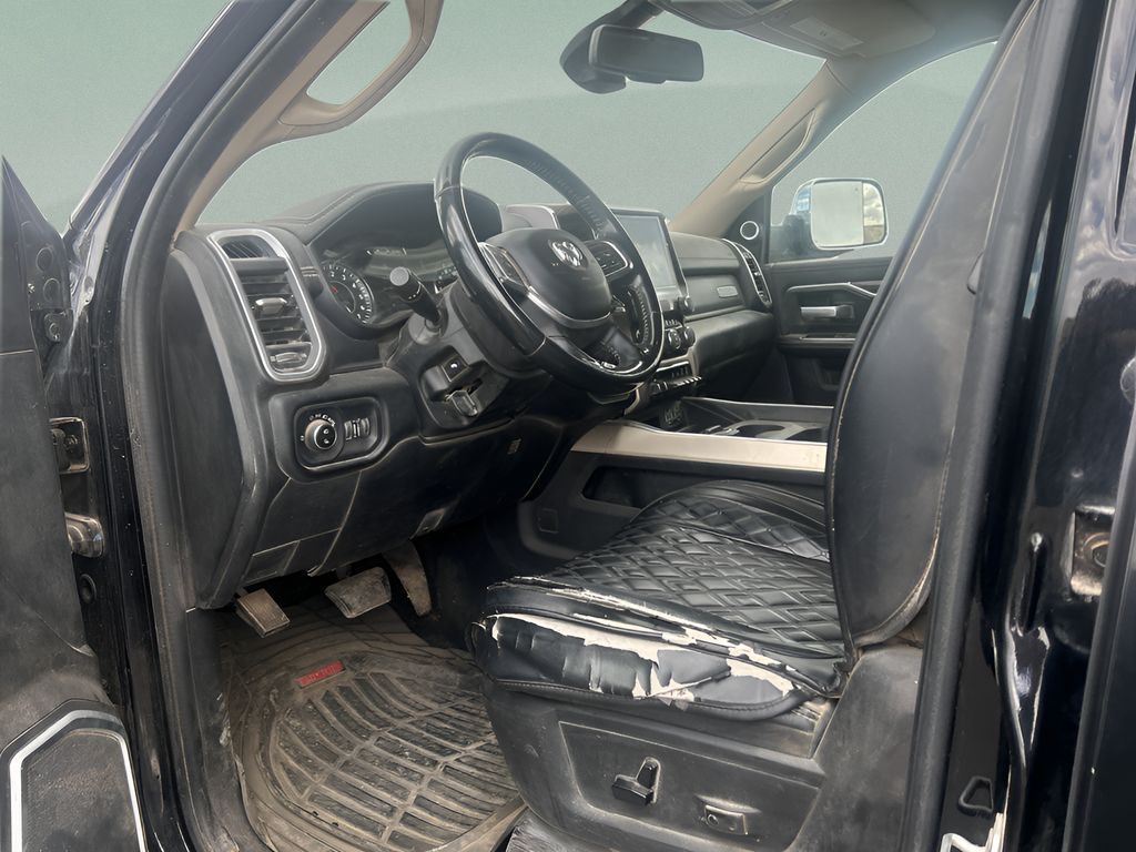 2020 Ram 2500 Laramie photo 16