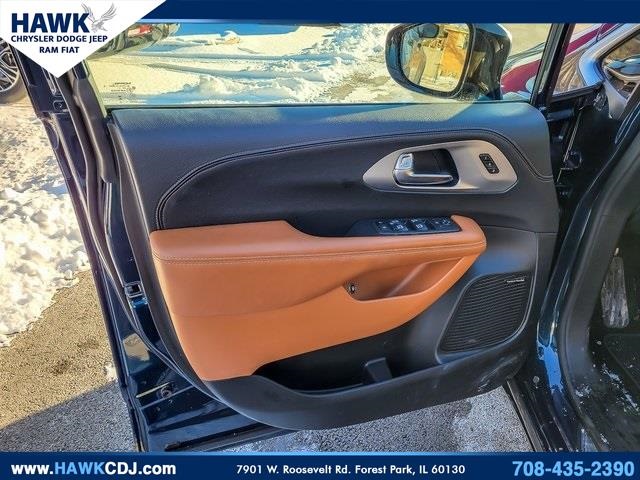 2025 CHRYSLER PACIFICA - Image 28