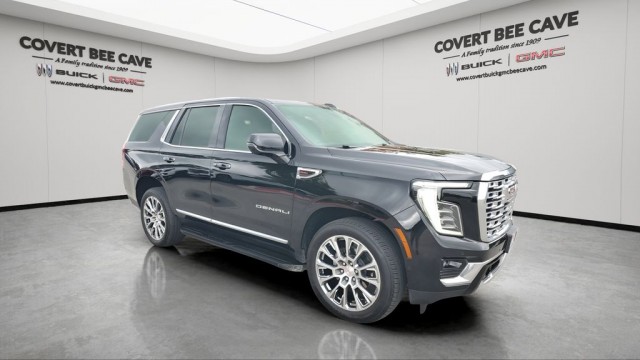2025 GMC Yukon Denali's photo