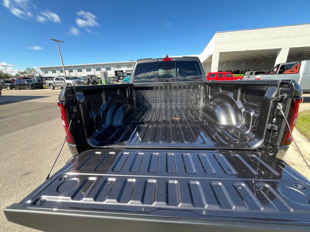 2025 Ram 1500 Tradesman photo 23