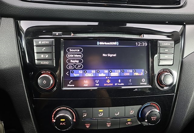 2022 Nissan Rogue Sport S photo 21