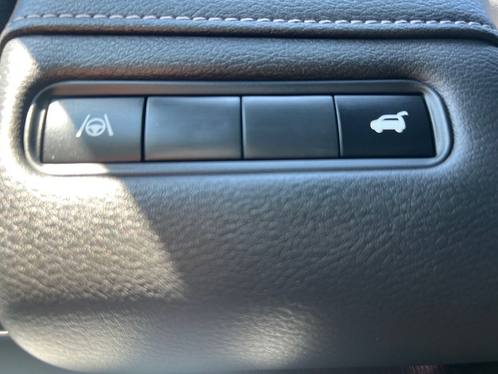 2026 Nissan Armada Platinum photo 23