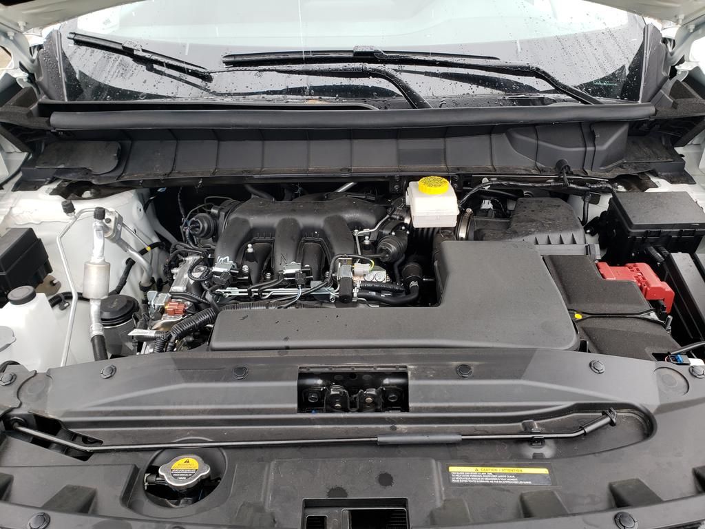 2025 Nissan Pathfinder SL photo 14