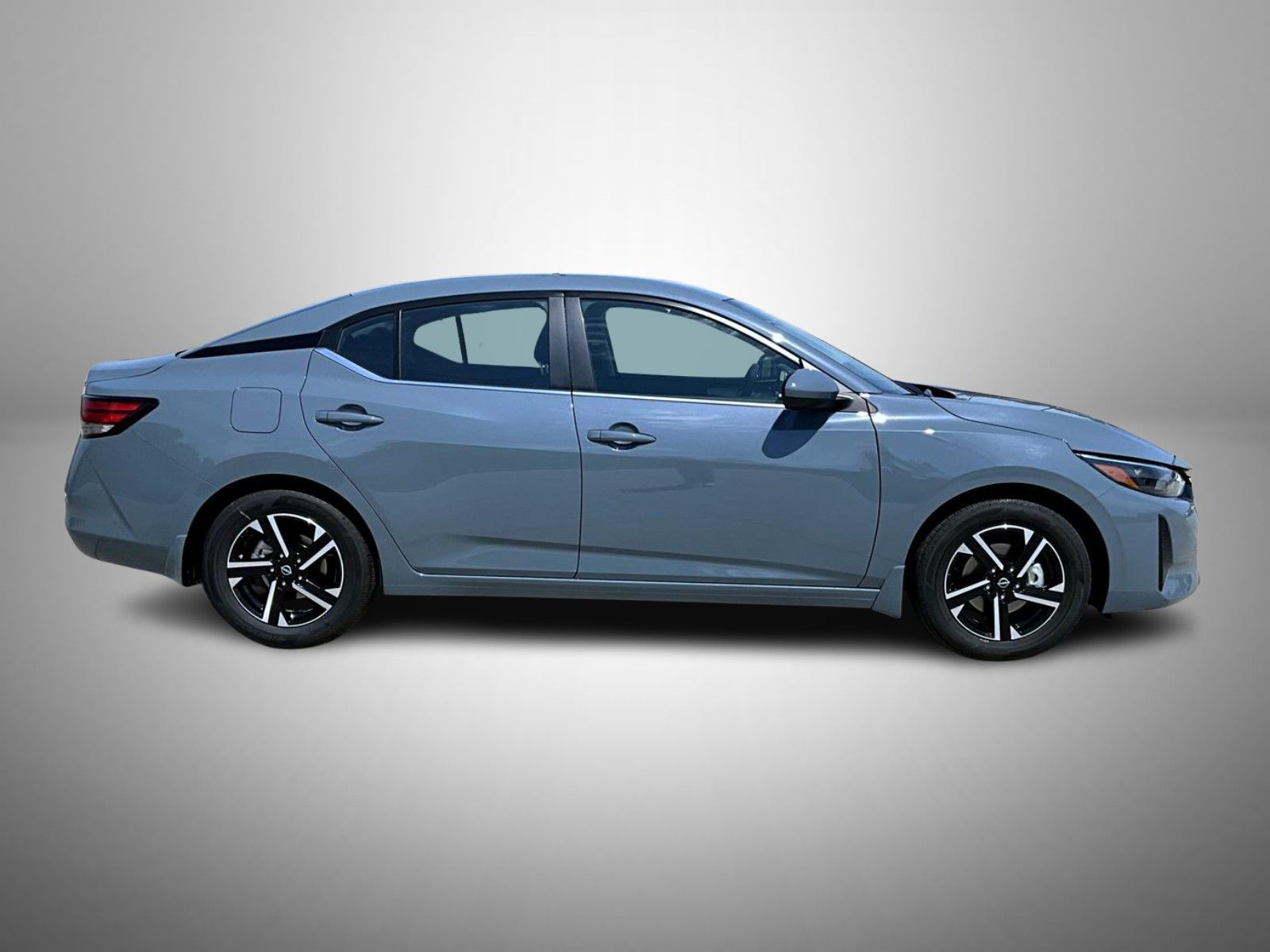 2025 Nissan Sentra SV photo 4