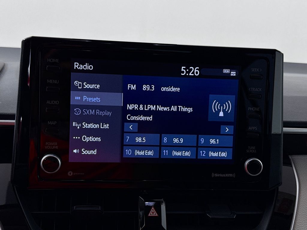 2022 Toyota Corolla LE photo 14