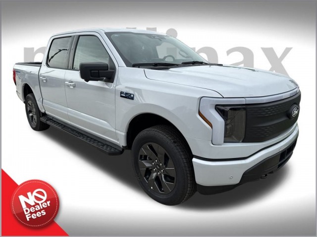 2025 Ford F-150 Lightning Flash's photo