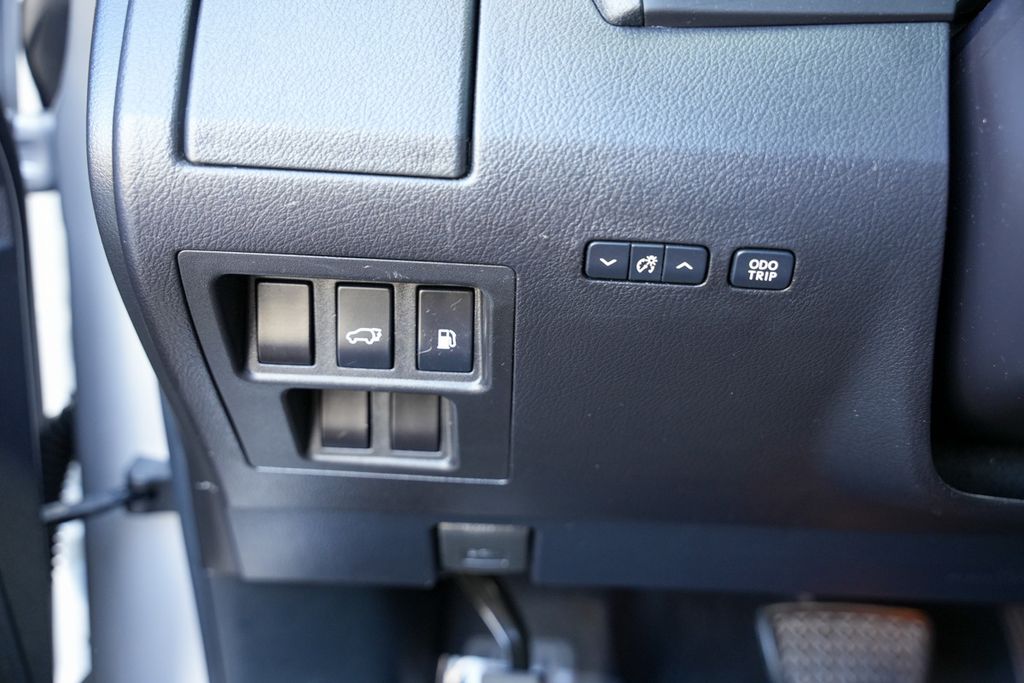 2010 Lexus RX 450h photo 21