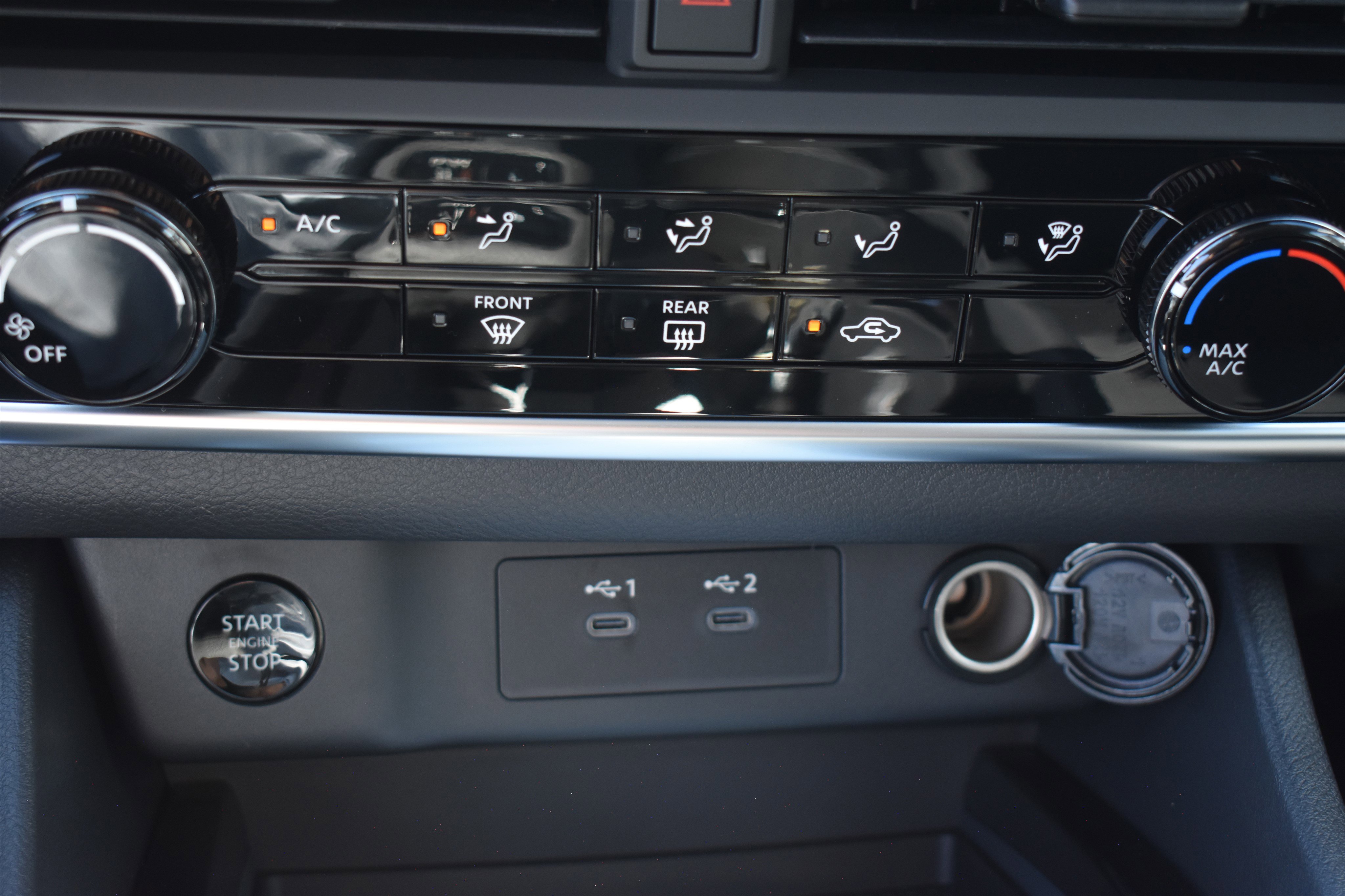 2026 Nissan Rogue S photo 18