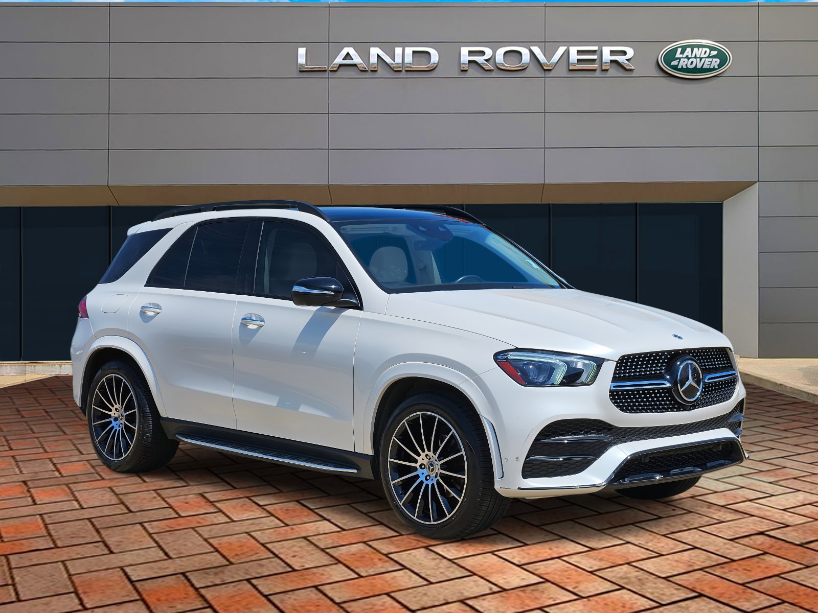 2022 Mercedes Benz GLE 350 photo 3