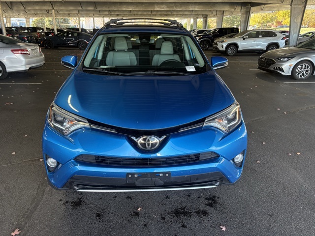 2017 Toyota RAV4 Limited photo 2
