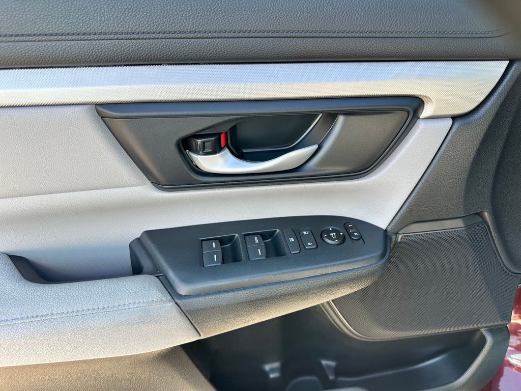 2019 Honda CR-V LX photo 11