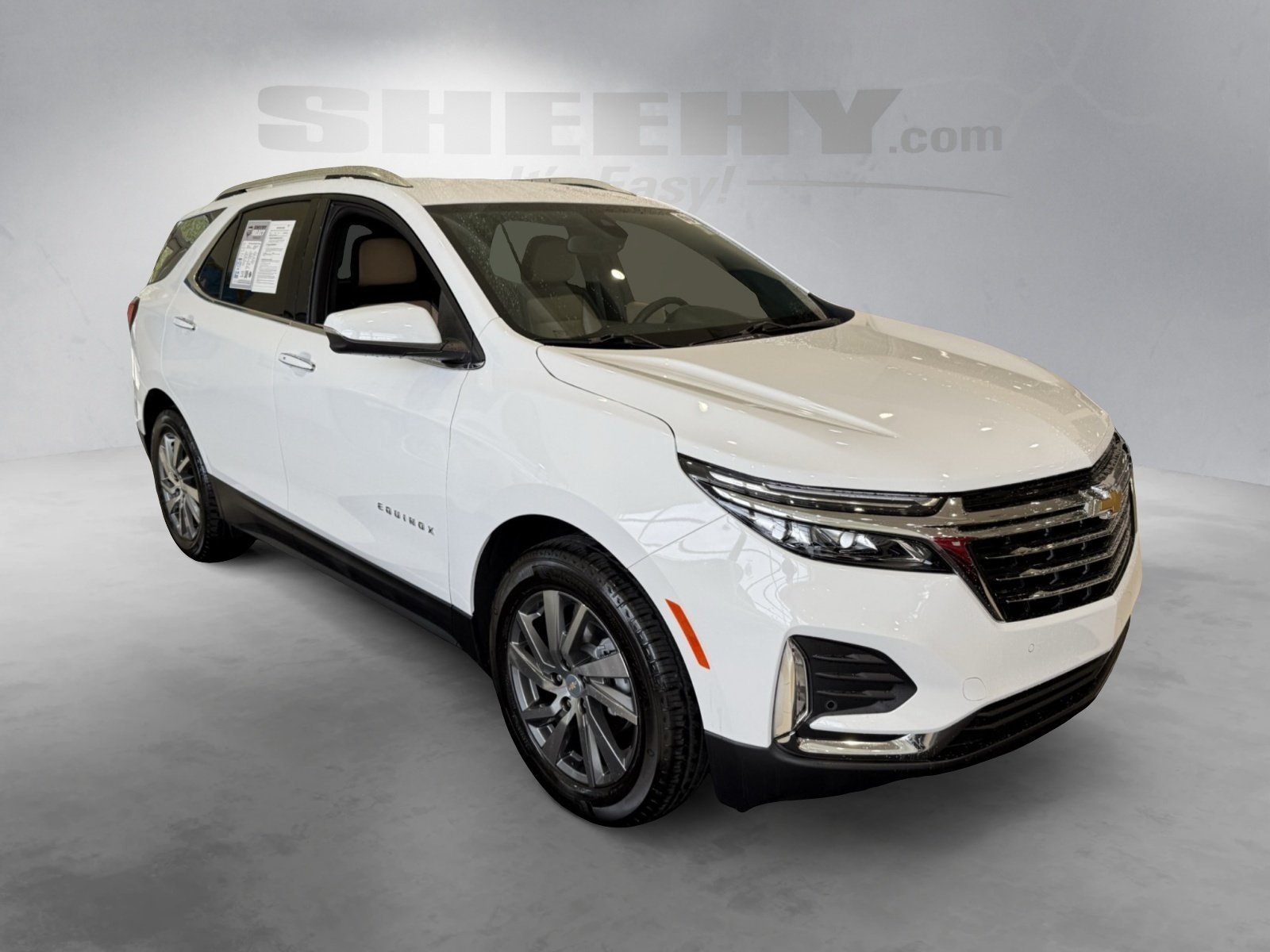 2024 Chevrolet Equinox Premier photo 2