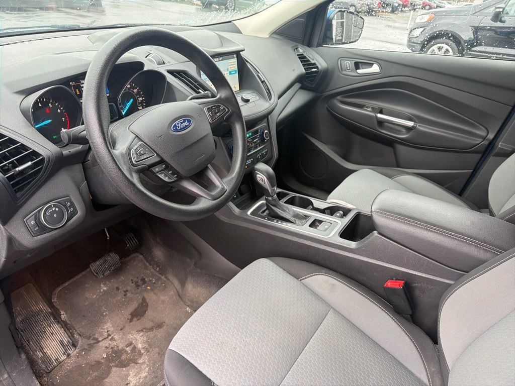 Used 2019 Ford Escape SE with VIN 1FMCU9GD8KUA95171 for sale in Orchard Park, NY