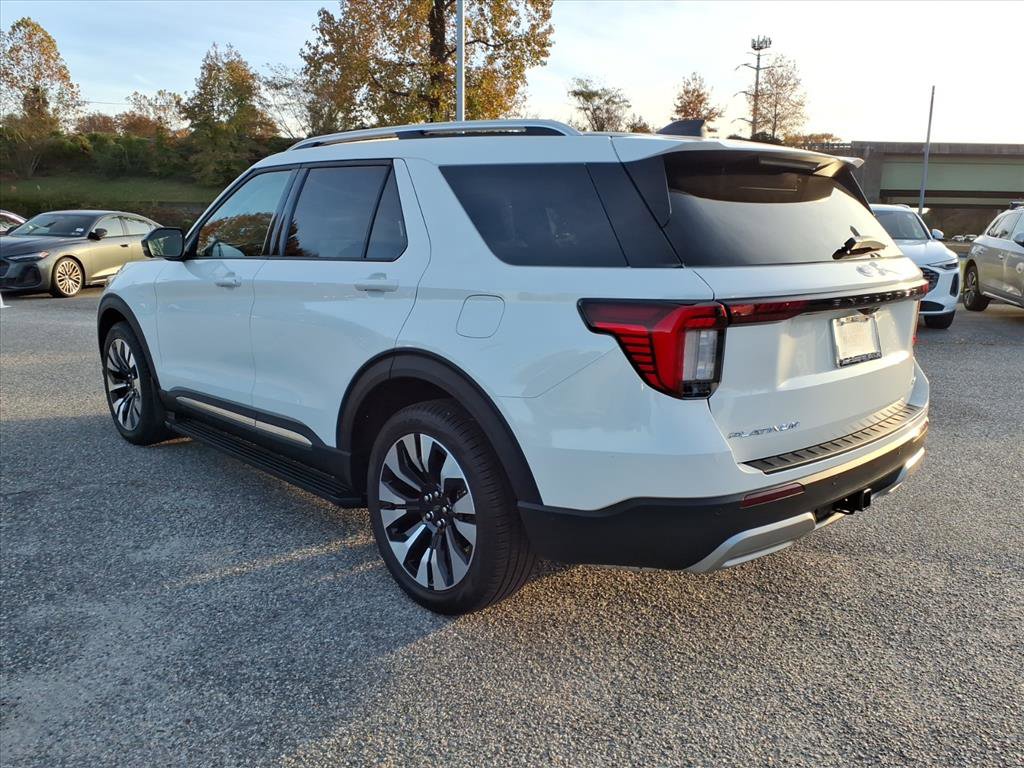 2025 Ford Explorer Platinum photo 4