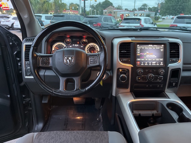 2019 Ram 1500 Classic SLT photo 15
