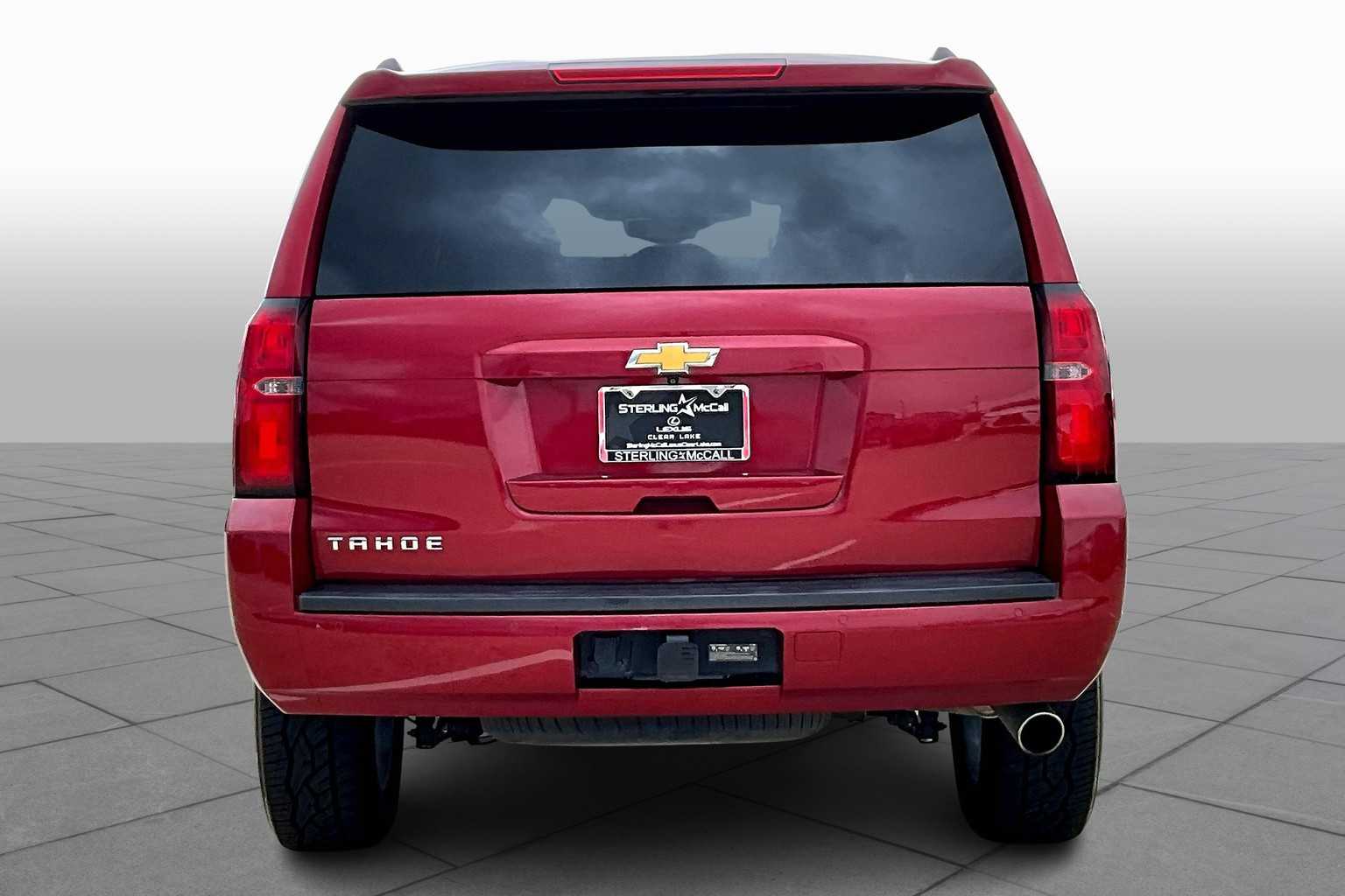 2015 Chevrolet Tahoe LT photo 4