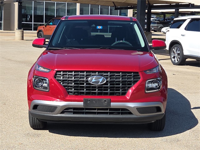 Used 2022 Hyundai Venue SE with VIN KMHRB8A3XNU202669 for sale in Granbury, TX