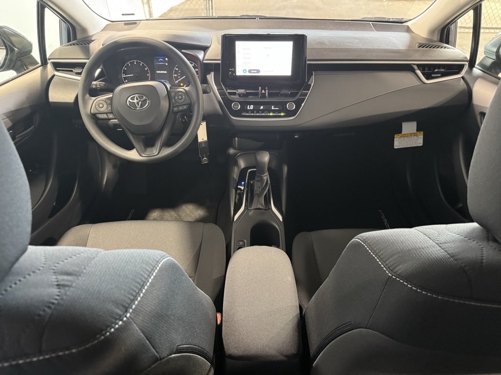 2025 Toyota Corolla SE photo 24