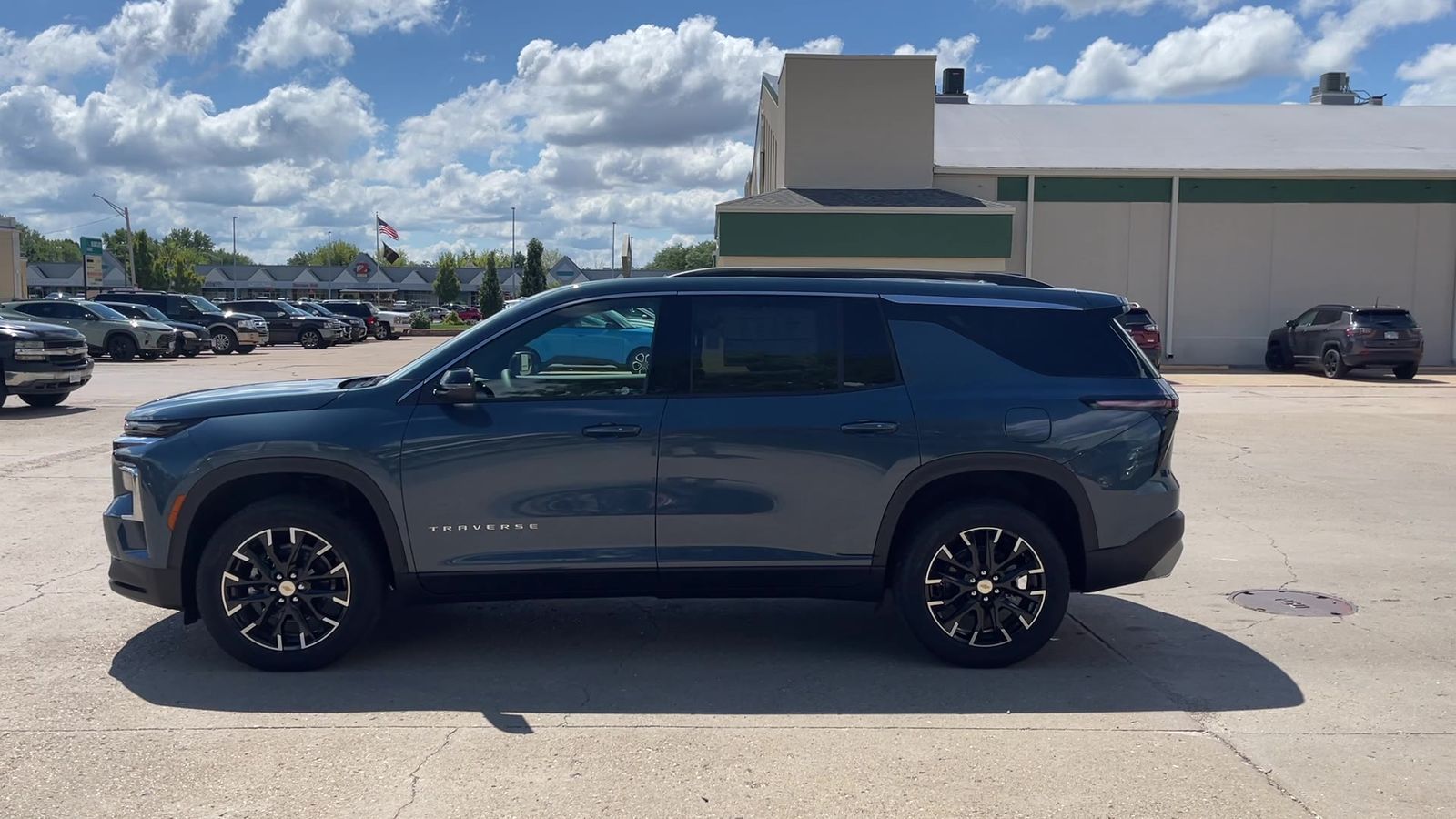 2026 Chevrolet Traverse photo 18