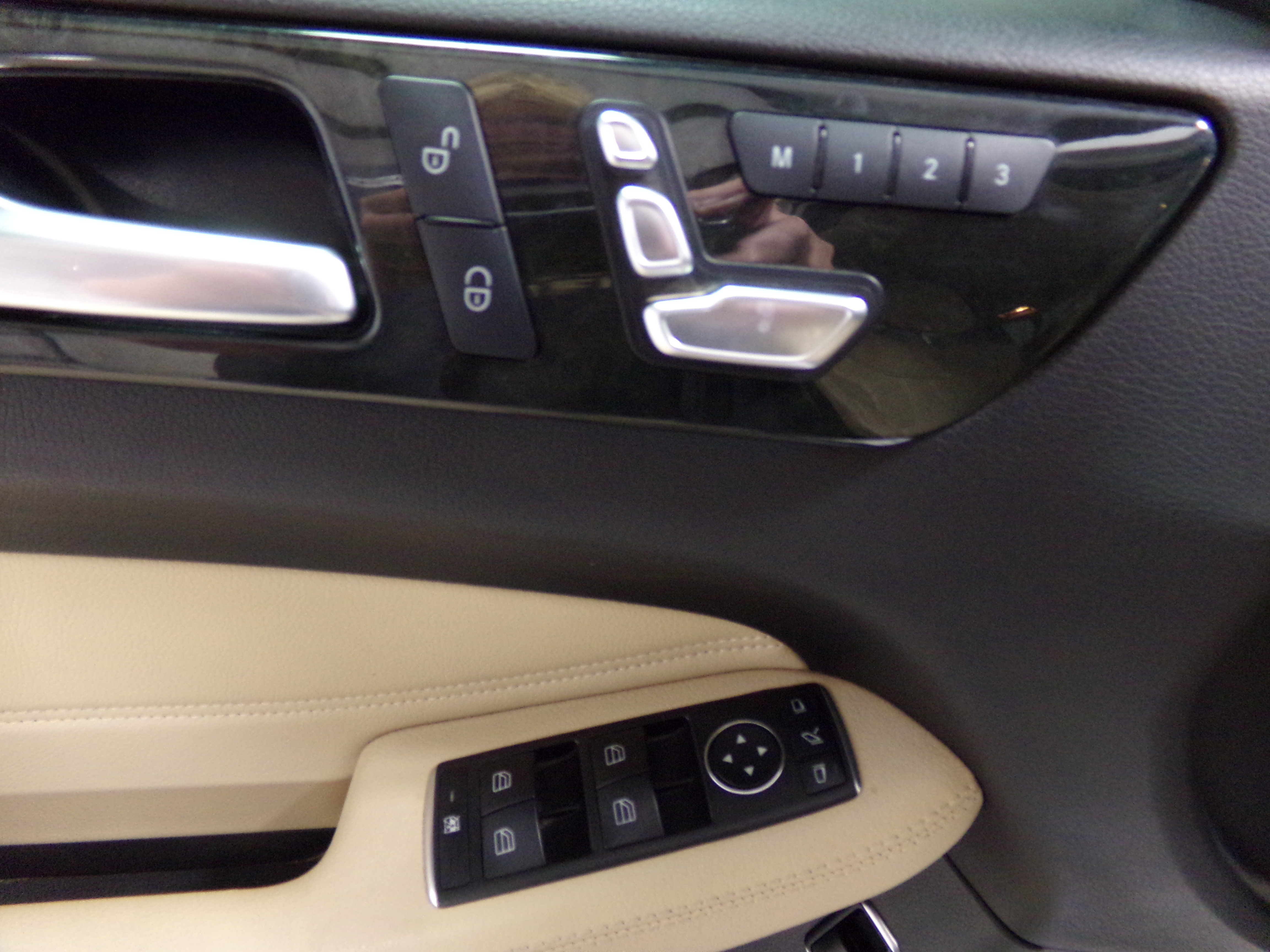 2019 Mercedes Benz GLS 450 photo 11