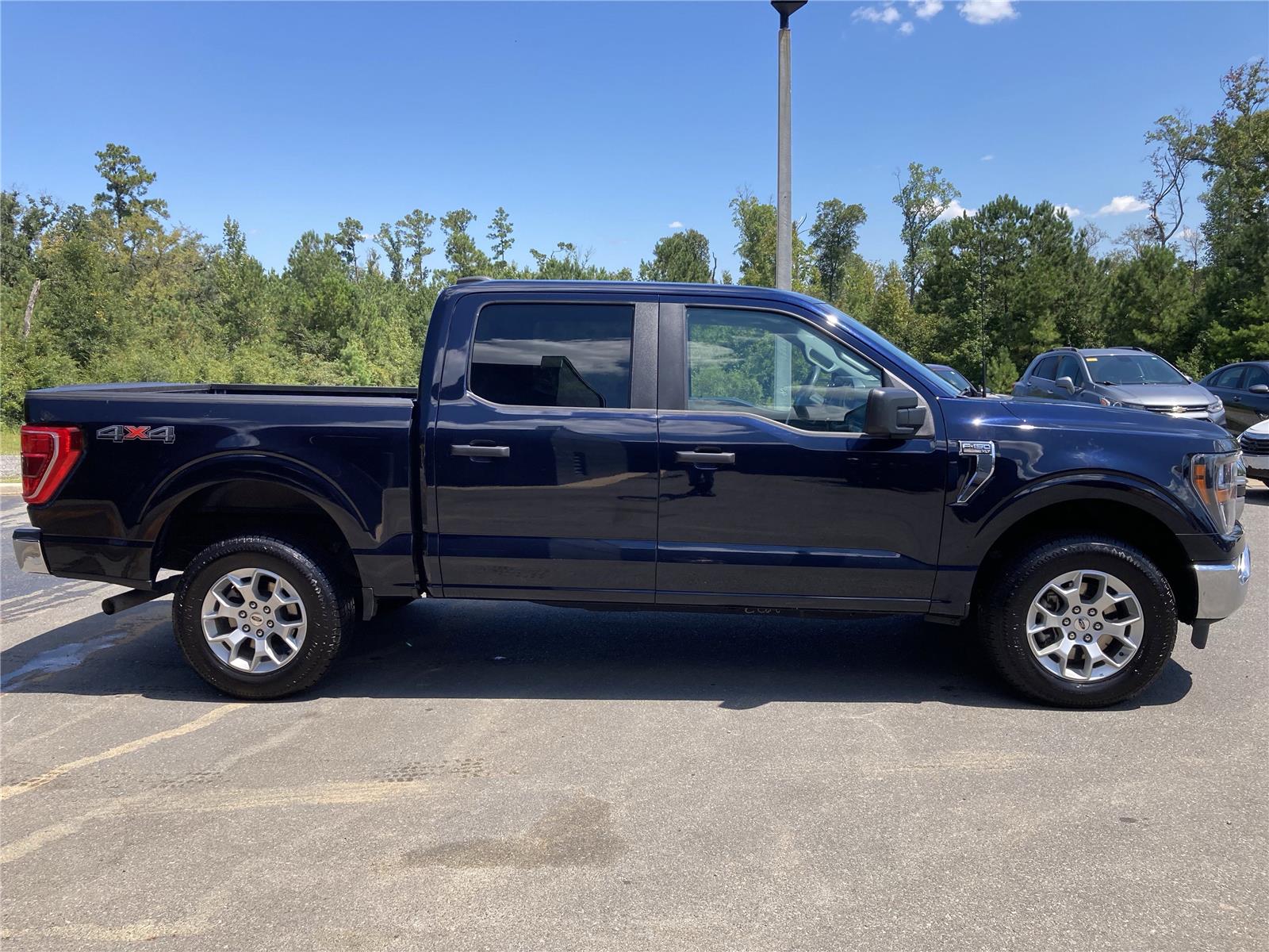 2023 Ford F-150 XLT photo 8