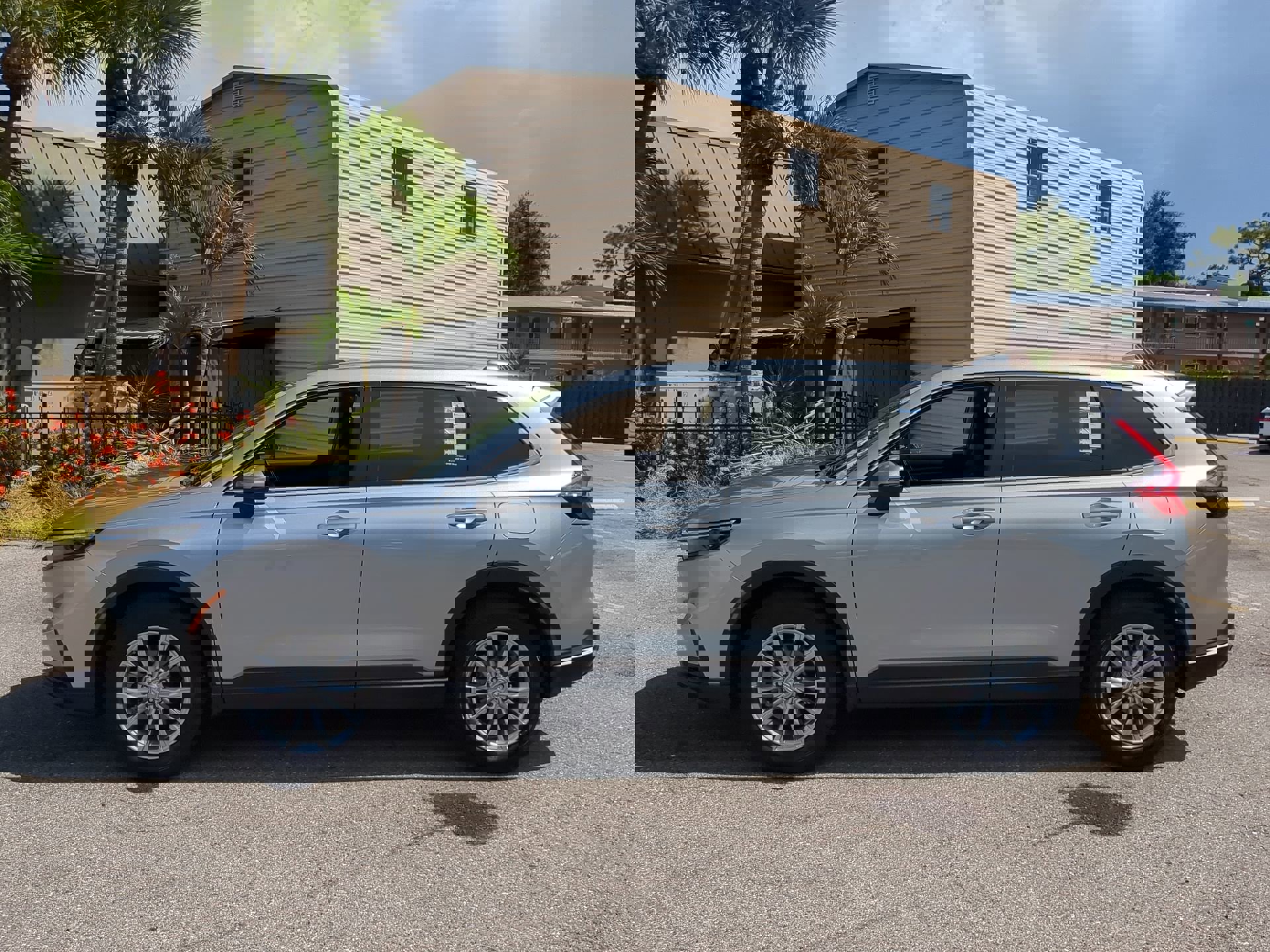 2025 Honda CR-V EX-L photo 6