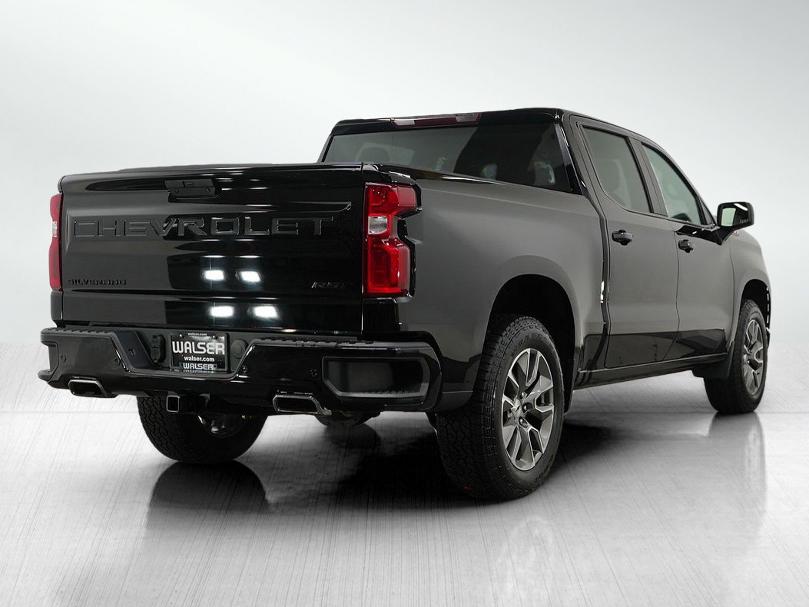 2022 Chevrolet Silverado 1500 RST photo 4