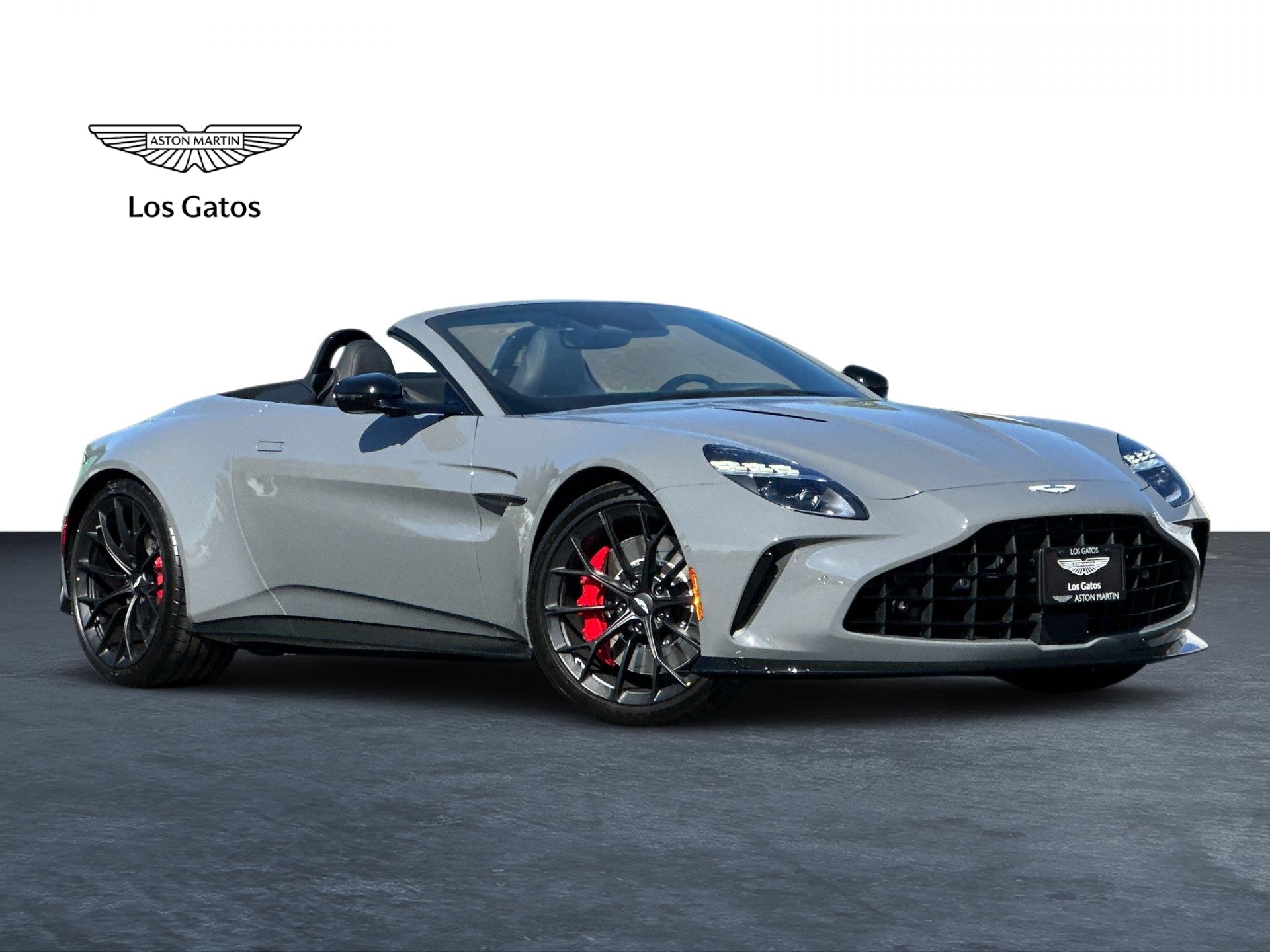 2026 Aston Martin Vantage Base's photo